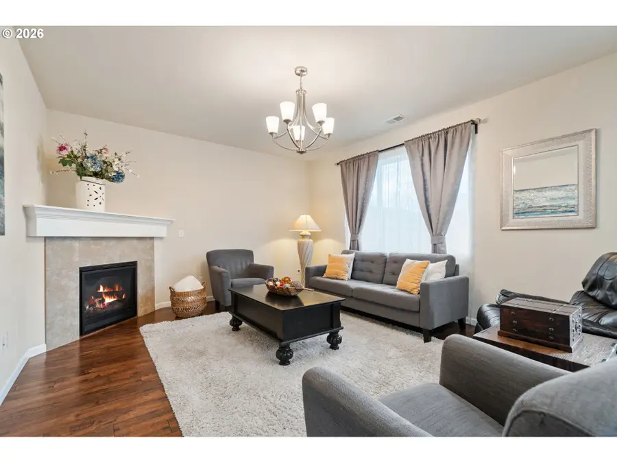 937 N Gibert Ct, Ridgefield, WA 98642 - Image #3