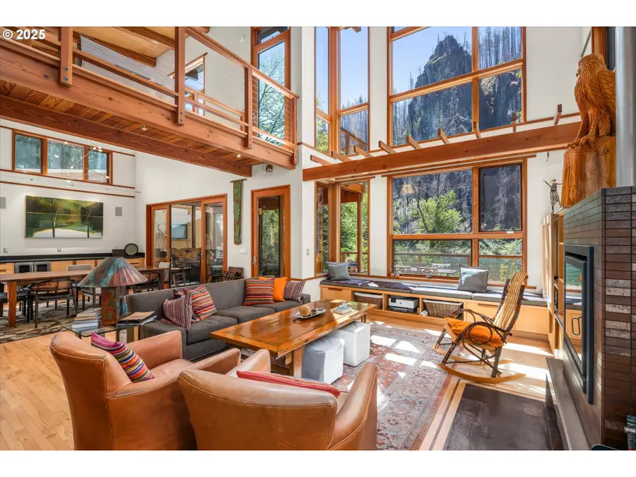 49348 Mckenzie Hwy, Vida, OR 97488 - #2