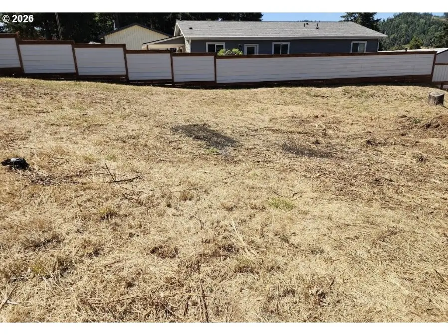 1035 Whipple Ct, Yoncalla, OR 97499 - #2