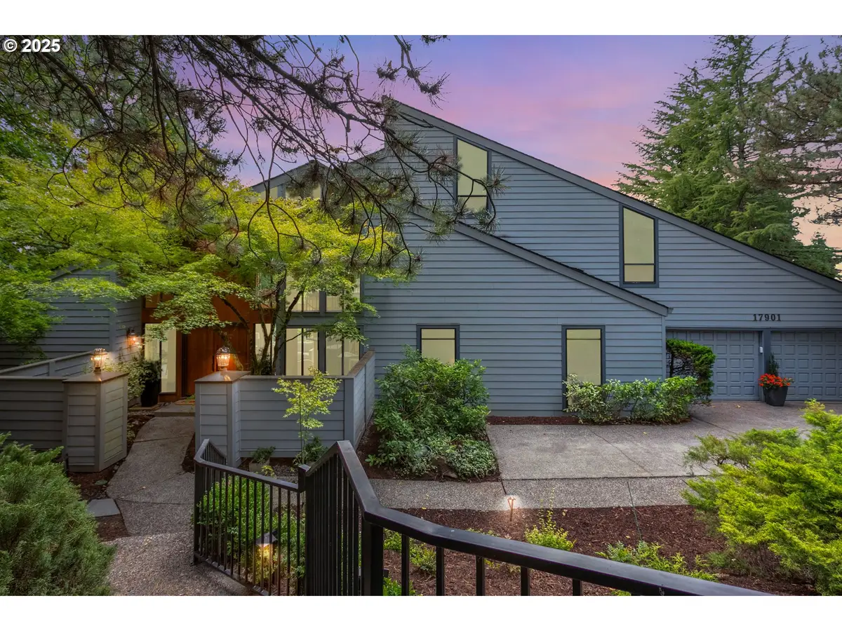 17901 Hillside Dr, Lake Oswego, OR 97034 - Image #1