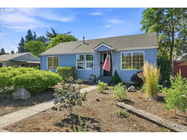 217 NW 44th St, Vancouver, WA 98660