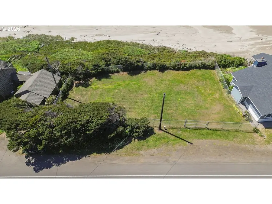 3692 SW Pacific Coast Hwy, Waldport, OR 97394 - #2