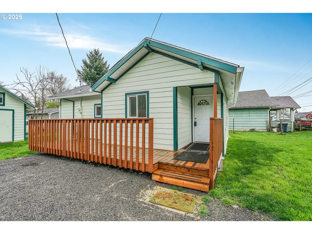 1100 S 7th Ave, Kelso, WA 98626 - Image #1
