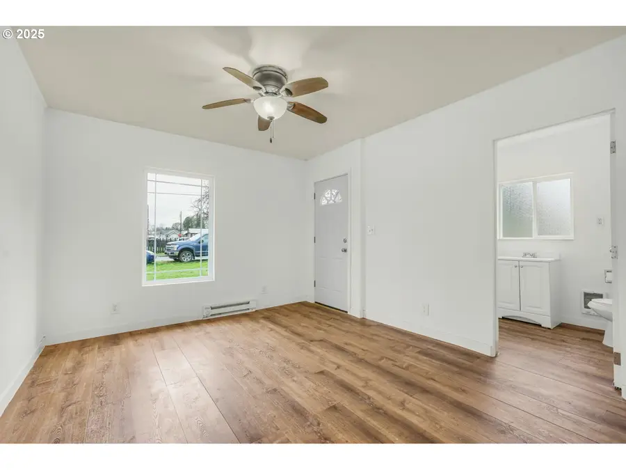 1100 S 7th Ave, Kelso, WA 98626 - Image #3