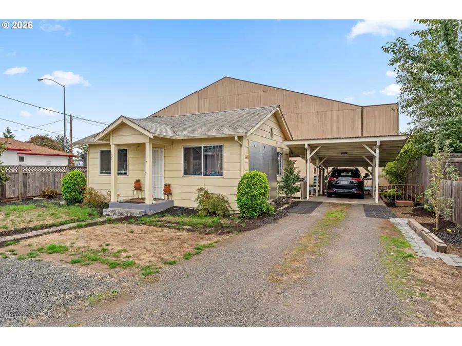 102 Holeman Ave, Eugene, OR 97404 - #2