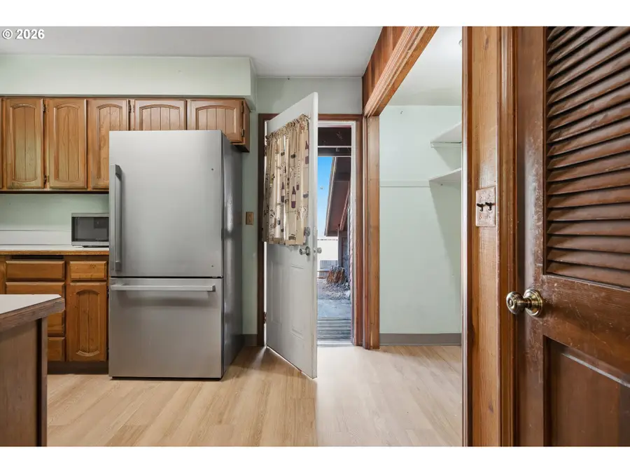 65377 E Alpine Way, Rhododendron, OR 97049 - #3