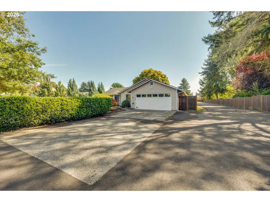 9811 NE 138th Ct, Vancouver, WA 98682 - #2