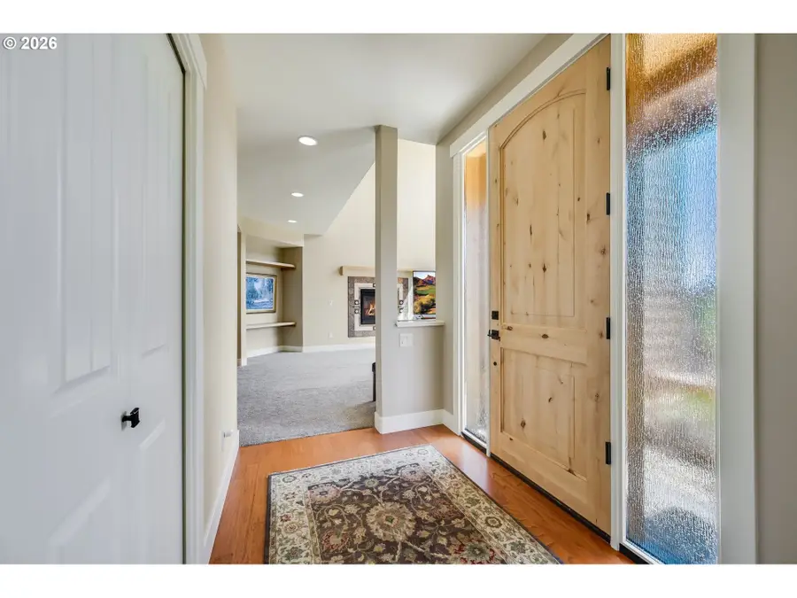 1522 N 4th Ct, Washougal, WA 98671 - #3