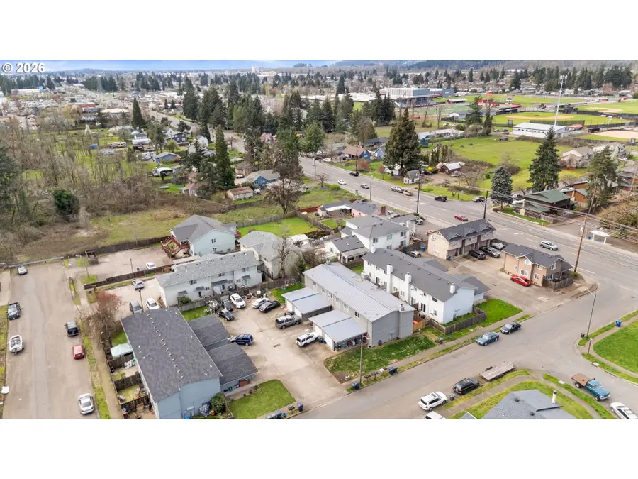 168 S 63rd St, Springfield, OR 97478 - #2