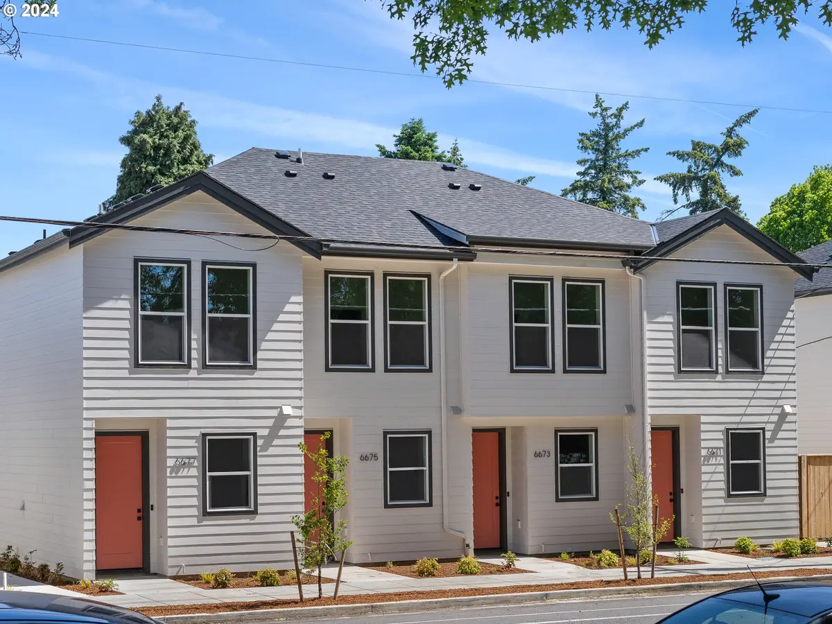 6677 N Fessenden St #15, Portland, OR 97203 - Image #1