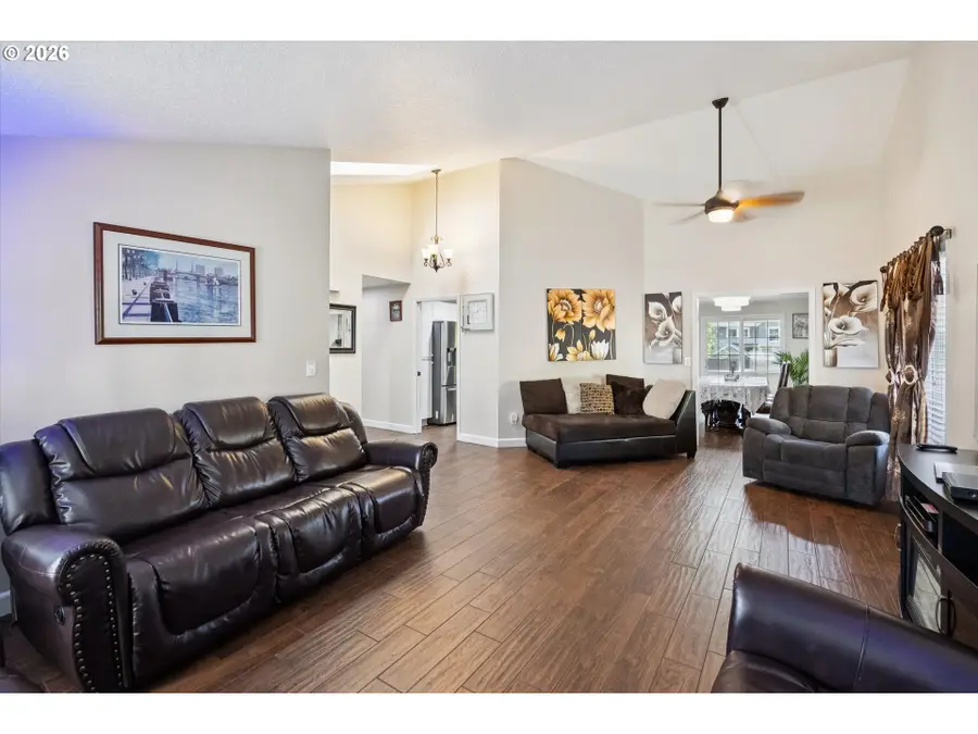 345 SW 207th Ave, Beaverton, OR 97006 - Image #3