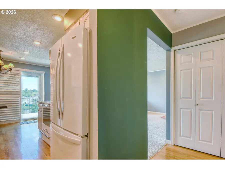 1900 NW Carden Ave #16, Pendleton, OR 97801 - #2
