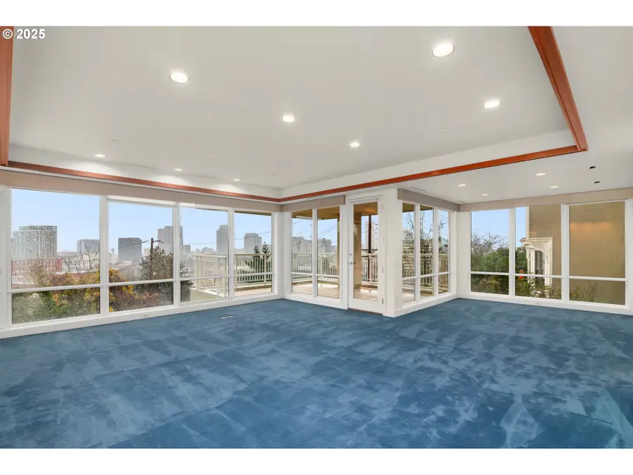 2020 SW Market Street Dr #101, Portland, OR 97201 - #2