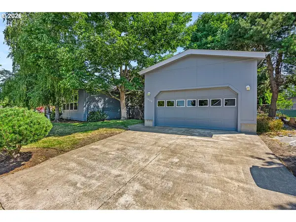 1150 SW Marie Dr, McMinnville, OR 97128