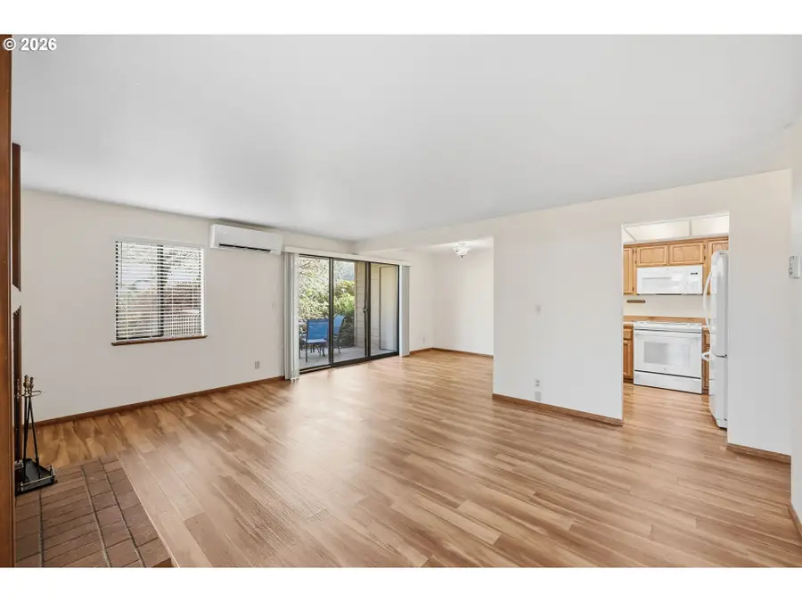 2101 Lake Isle Ct, Eugene, OR 97401 - Image #3