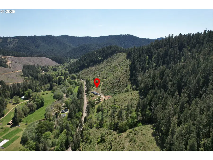 9924 N Myrtle Rd, Myrtle Creek Riddle, OR 97457 - Image #3