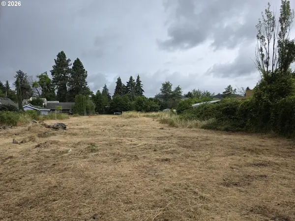 12035 SE Powell Blvd, Portland, OR 97266