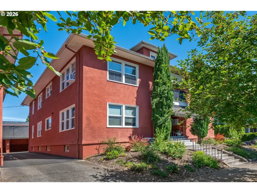 1524 NE 26th Ave #4, Portland, OR 97232 - #3