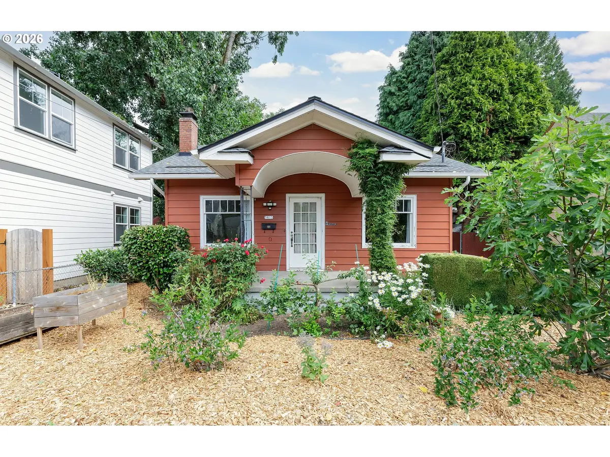 5415 N Fessenden St, Portland, OR 97203 - #1