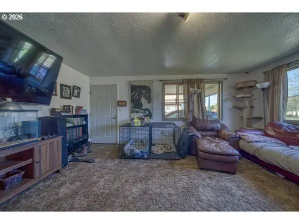 2125 Elm Ave, Reedsport, OR 97467 - #3