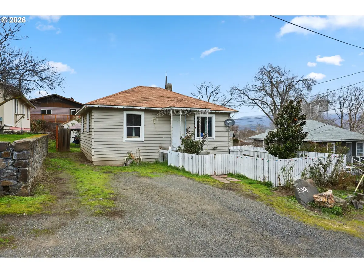 1309 Perkins St, The Dalles, OR 97058 - #1