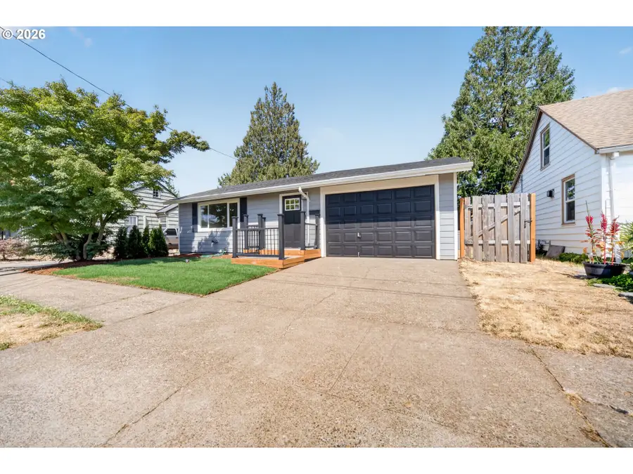 1305 SW 15th Ave, Albany, OR 97321 - #2