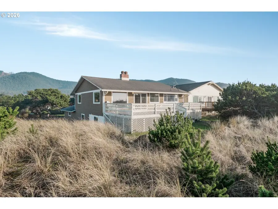26580 Beach Dr, Rockaway Beach, OR 97136 - #2