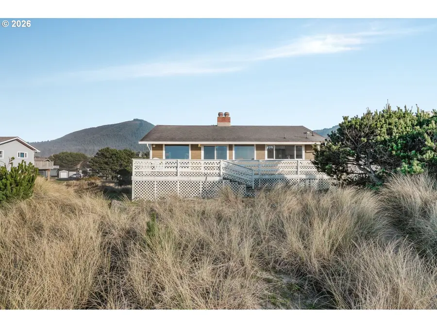 26580 Beach Dr, Rockaway Beach, OR 97136 - #3