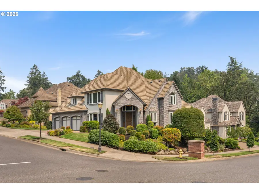 3918 Northhampton Ct, West Linn, OR 97068 - #2