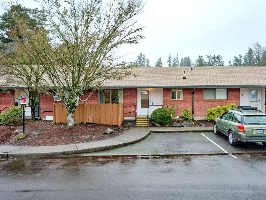 11545 SW Majestic Ln #4, King City, OR 97224 - Image #2
