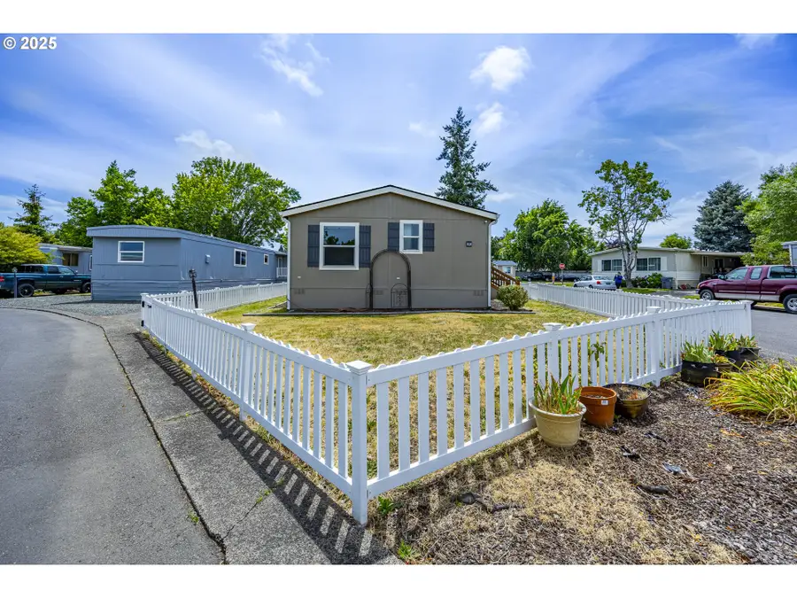 1415 S Bertelsen Rd #96, Eugene, OR 97402 - Image #2