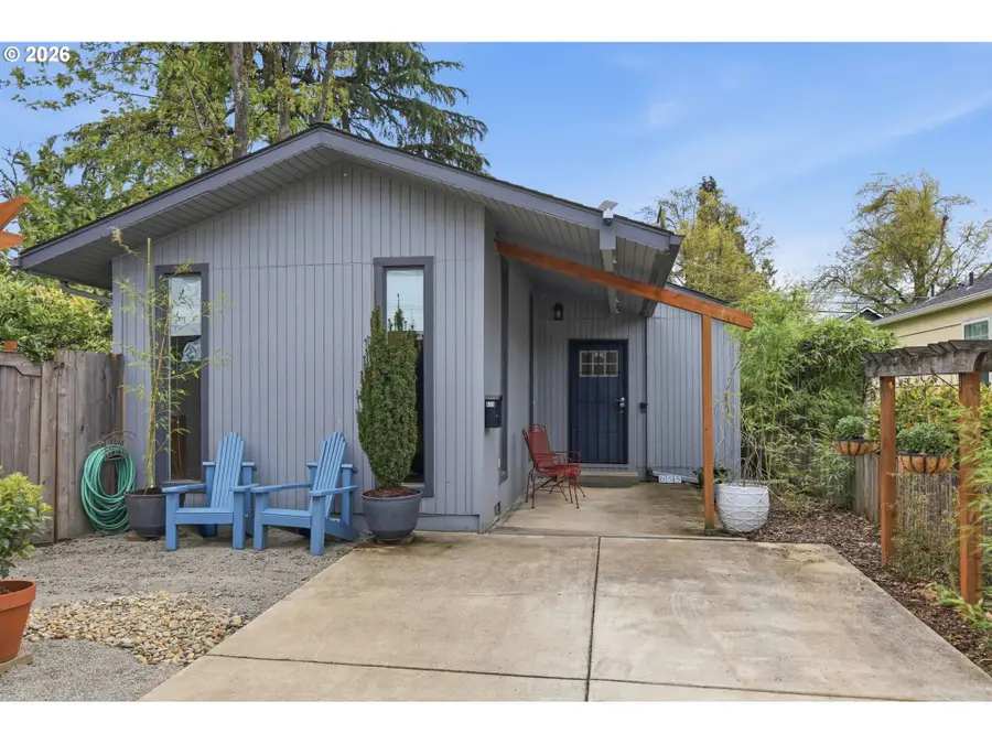 655 G St, Springfield, OR 97477 - #2