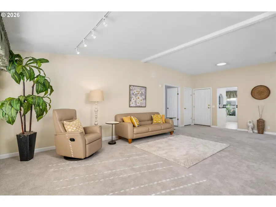 4055 Royal Ave #70, Eugene, OR 97402 - #3