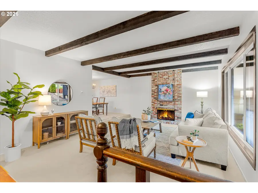 1721 Highland Dr, Lake Oswego, OR 97034 - Image #2