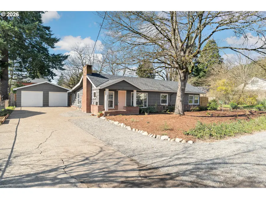 3911 SE 104th Ave, Portland, OR 97266 - #2