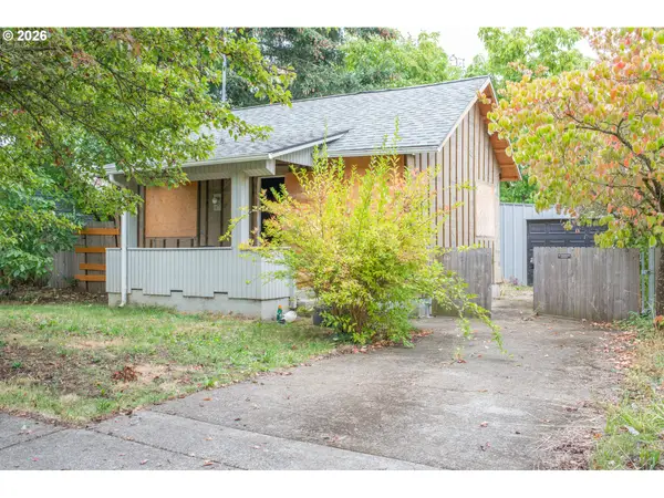 10422 SE Ellis St, Portland, OR 97266