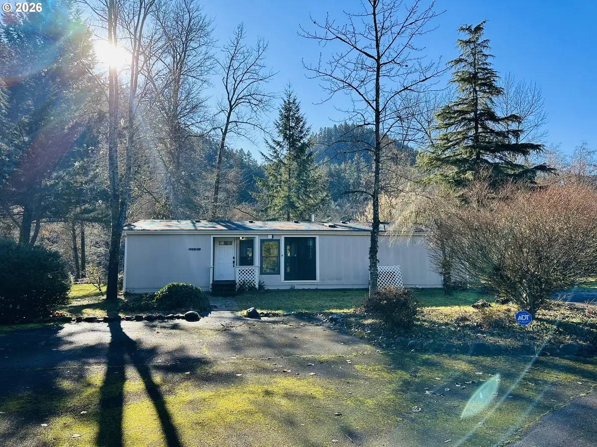 76248 Garden Rd, Oakridge, OR 97463 - Image #1