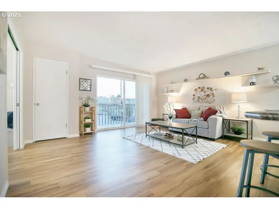 2005 Tibbetts Dr #203, Longview, WA 98632 - Image #3