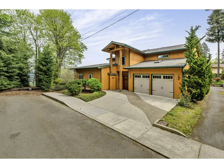 16860 Hoffman Ave, Sandy, OR 97055 - #2