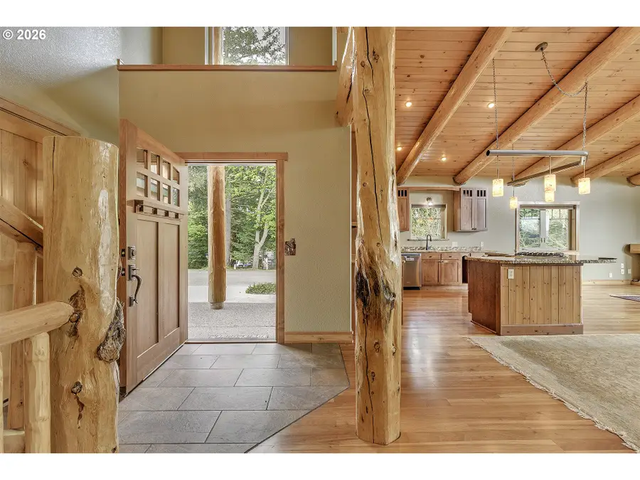 16860 Hoffman Ave, Sandy, OR 97055 - #3