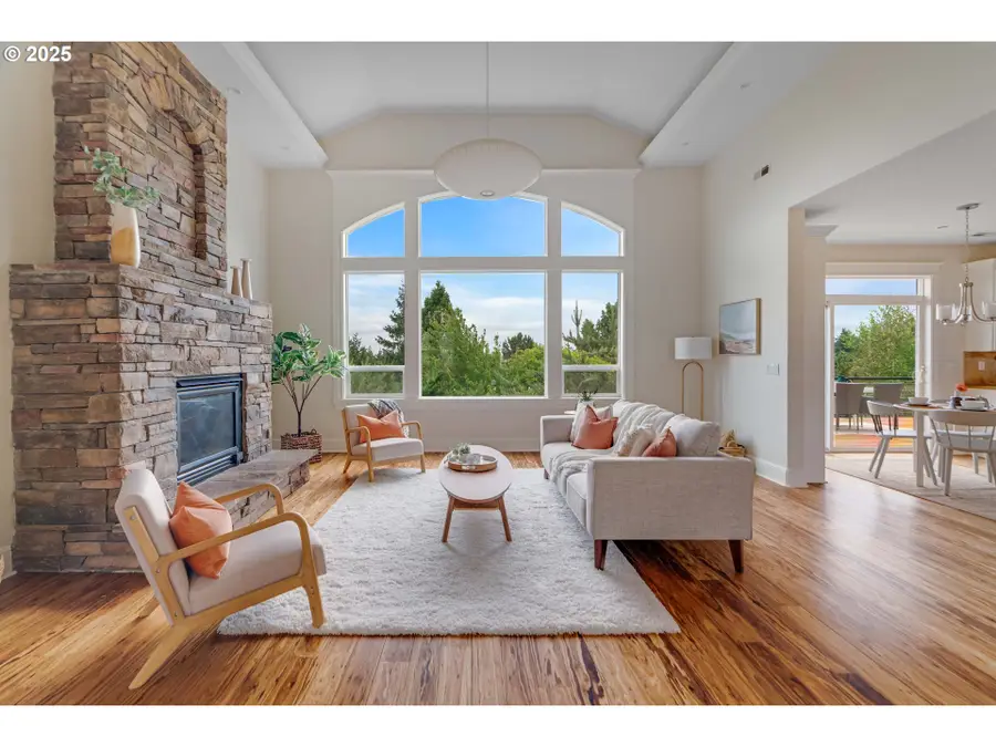 8512 SE Constance Dr, Northwest Clackamas, OR 97086 - Image #3