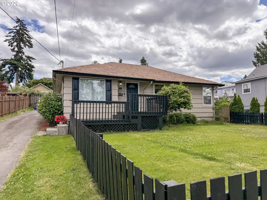 418 Willamette St, Oregon City, OR 97045 - #3