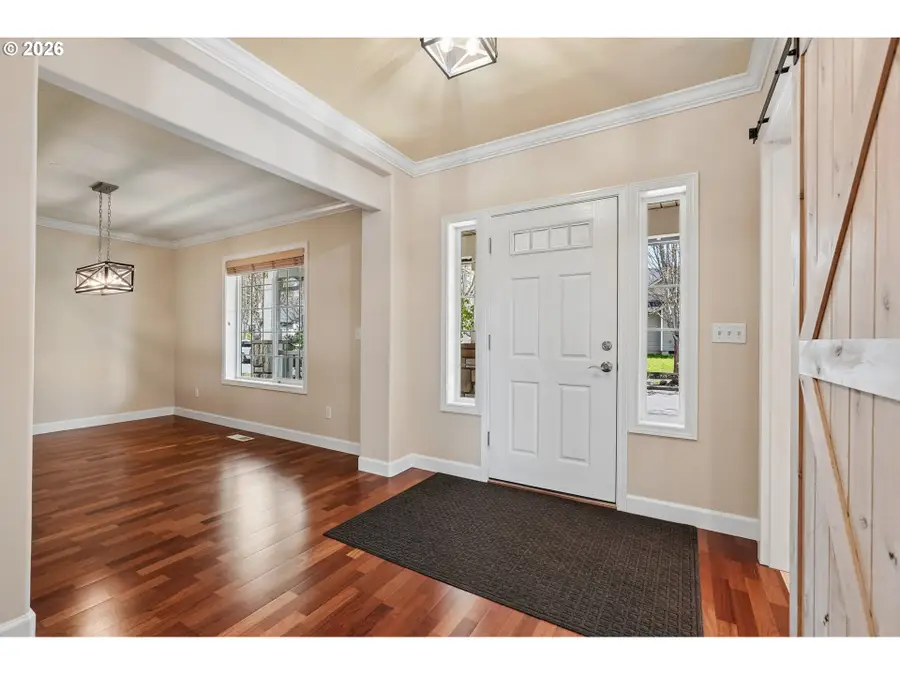 802 NW 17th Ave, Battle Ground, WA 98604 - #2