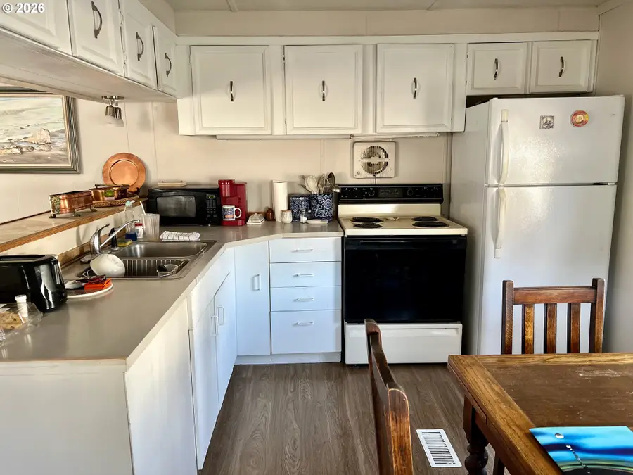 77940 Highway 99 #20, Cottage Grove, OR 97424 - #2