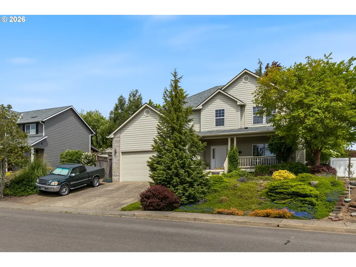 310 NW Foxglove St, Dallas, OR 97338 - #1