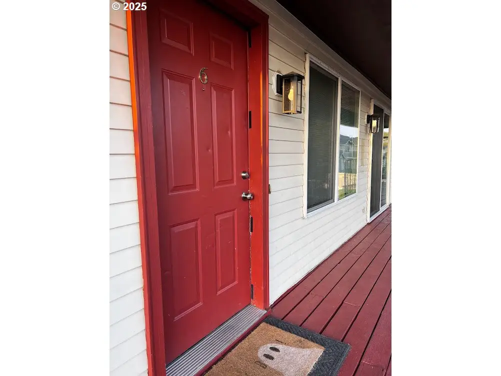 8208 NE 13th Ave #a6, Vancouver, WA 98665 - Image #1