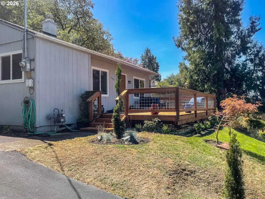 1389 NE Brooklyn Ave, Roseburg, OR 97470 - #2