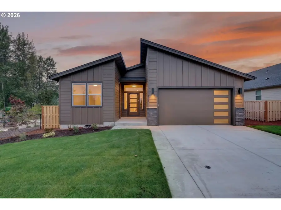 2201 E Juniper Cir #20, La Center, WA 98629 - #2