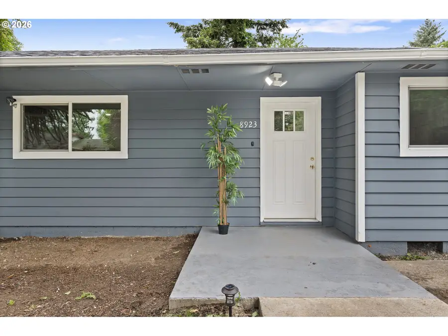 8923 SE Clinton St, Portland, OR 97266 - #3
