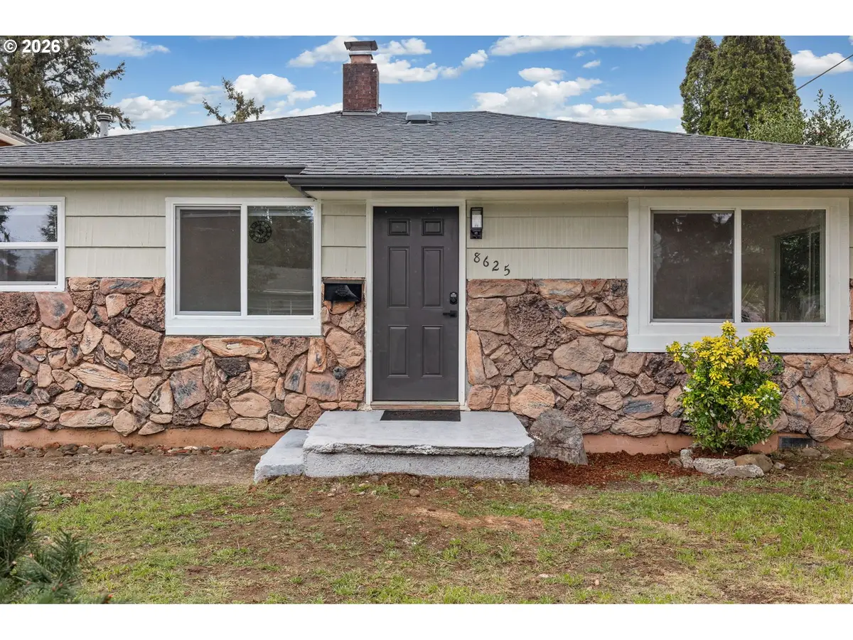 8625 SE Knapp St, Portland, OR 97266 - #1